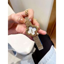 Vans cleeeff Arpellss Womens diamond watch Menwatch Cleefly Luxury Alhambra Van Women Fashion Watch Wristwatch Four Leaf Grass Bracelet Quartz Small Female 77 NUOF