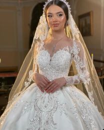 Luxury Ball Gown Wedding Dresses Sweetheart Long Sleeves Appliqued Lace Bridal Gowns Custom Made Sweep Train