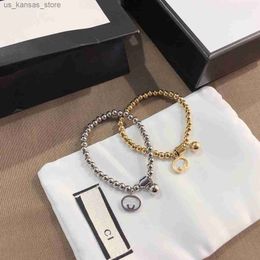 Charm Bracelets Fsshion Stamp Bracelets Women Bangle Wristband Cuff Chain Designer Letter Jewelry 18K Gold Plated Stainless steel Wedding Lovers Y240416AXOZ