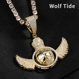 New Hiphop Rotating Globe Pendant Angel Wings Necklace Niche Design Hip-hop Style Earth Charm Trend Real Gold Iced Out Gemstone Rapper Collar Top Quality Rock Jewellery