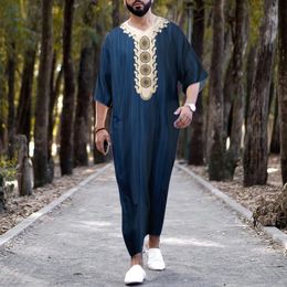 Men Jubba Thobe Islamic Clothing Ramadan Mens Abaya Dress Long Robe Saudi Wear Musulman Caftan Jubah Dubai Dress 240328