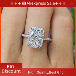 Cluster Rings Hollow Lab Emerald Diamond Finger Ring 925 Sterling Silver Party Wedding Band For Women Promise Engagement Jewellery Gift