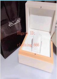 Luxury Wristwatches White Boxes Mens Ladies for Gift MASTER Rectangle 1368420 1288420 Original Wooden Box With Certificate Tote Ba9440149