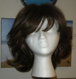 EUC Requel Welch Wig Heat Friendly EMBRACE Colour 68 Drk Chocolate see details4657069