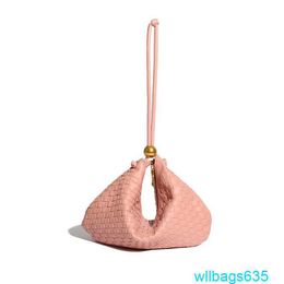 Totes Bags BottegVeneta Turn Pouch Handbags Xiaojinqiu Woven Dumpling Bun Summer New Fashion Trend Shoulder Bag Small Design Casual Versati have logo HB4E17