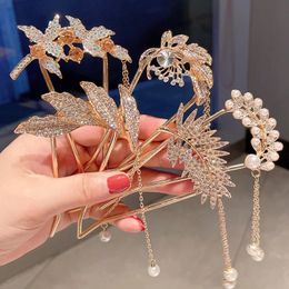 New Fashion Woman Elegant Pearl Rhinestone U-shaped Simple Pearl Metal Hairpin Alloy Barrettes Girls Hair Accessories Headwear