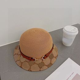 Luxury Designer Hat Straw Hat Fashion Summer Beach Hat Wide Brim Bucket Hat Holiday Travel Big Brim Hat (B0136)