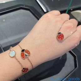 Top Grade Branded Vanclef Bracelet Luxury Designer Bracelets Vancef High Version Pure Silver Rose Gold Ladybug Lucky Four Leaf Dainty Chain Simple Jewellery for Girls