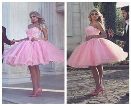 Sweetheart Pink Short Tulle Prom Dresses Medio Oriente Dubai Short Short Sexy Vestidos de Homecoming da festa in rilievo Custom296887401681