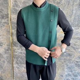 Men's Vests Knit Sweater Male Waistcoat Button Business Green Clothing Vest Round Collar Crewneck Sleeveless Baggy Designer Luxury A X