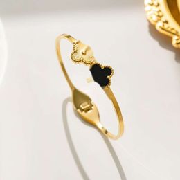 Designer Bracelets Clover Bangle Open-end Bracelet Brand Gold Plated Women Jewelry Lady Party Good