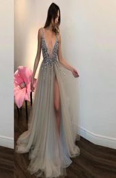 Muslim Prom Dresses 2018 Aline Deep Vneck Slit Sexy Beaded Formal Islamic Dubai Kaftan Saudi Arabic Long Evening Gown5413917