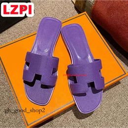 Sandals for Mules Designers Womens Leather Fashion Ladies Woman Slides Sliders Slippers Summer Trend Beach Shoes Dh Gates 2024 373 822 128