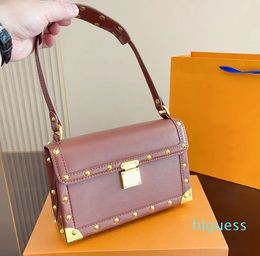2024 Handbag Designer Bags Luxury Crossbody Subaxillary bag Famous Letter Lady Shoulder Handbag Leather rivet Wallet Fashion Women