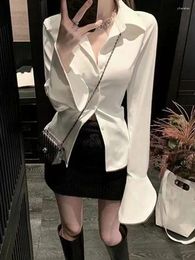 Women's Blouses Bell Sleeve Top Vintage Corset White Shirt Women Long Gothic Lolita Blouse Black Flared Korean Style Sexy