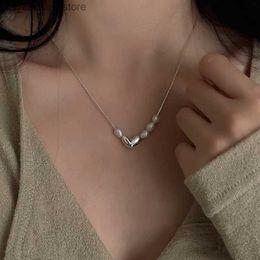 Pendant Necklaces new Korean Version Minimalist Natural Pearl Three-Dimensional Love Collarbone Chain Female Silver Fresh Sweet Necklace Party240408