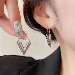 Hoop Earrings Simple Meta V Letter Shape Circle For Women Girls Piercing Creative Gift Earring Jewelry E057