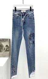 2021 fashion designer mens jeans white graffiti midweight string slim leg clothing cotton paint skinny solid off man pants9413698