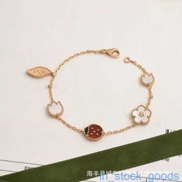 Top Quality Original 1to1 Brand Logo Womens Bracelets Vancefe High Edition Seven Star Ladybug Five Flower Bracelet Womens 18K Rose Dainty Cuban Link Chain Bracelet