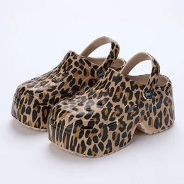 Leopard Thick Bottom Clogs for Women Closed Toe Chunky Platform Sandals Woman Summer Super High Wedge Heel Slippers Female 240326