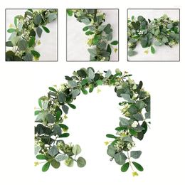 Decorative Flowers 180CM Simulated Rattan Pine Needle Christmas Lintel Decoration Flower Berries Gold Leaves Indoor Wall Hanging Decorati