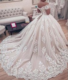 Gorgeous Lace Princess Wedding Dress Corset Bodice Ball Gown off Shoulder Short Sleeve 2020 Luxury Bridal Gowns Custom Size Plus3848385