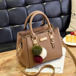 2004 Designer Bag 2005 hobo Bags Crossbody Purses Sale Luxurys Shoulder Bag Handbag Women's Lady High Quality Chain Canvas Fashion Wallet Bag5898798