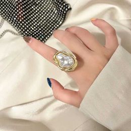 Cluster Rings New Vintage Pearl Ring Declaration Shape Gold Adjustable Ring for Women 2023 Korean Fashion Jewellery Party Accessories240408