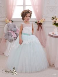 Dresses 2016 Light Ice Blue Little Bride Dresses with Beaded Ribbon and Beaded Shoulders Lace Appliques Ball Gown Flower Girls Gowns