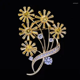 Brooches Beautiful Yellow Rhinestone Flower Brooch For Women Lapel Pin Luxury Crystal Pins Accessories Jewellery Year Gifts