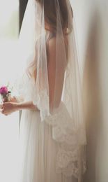 Cheap Blush Bridal Veils with Lace Trim One Layer Bridal Hair Pieces Ivory White Wedding Veils6154746