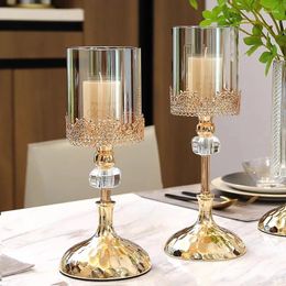 Candle Holders Luxury European Metal Candlestick Ornaments Wedding Candlelight Dinner Restaurant Home Decoration Crystal