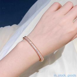 Luxury Original 1to1 Vanclef Bracelets Designer Full Sky Star Diamond Bracelet Light Luxury Small and Elegant Exquisite Dainty Chain Simple Jewelry for Girl