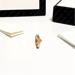 Nuovo designer classico di alta qualità G Ring Classic Jewelry Man and Woman Coppie amante Ring Gift di San Valentino