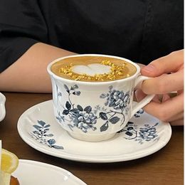 Creative French Retro Light Luxury Ceramic Cup And Saucer Set Midancient Blue Flower Latte Afternoon Tea 240420