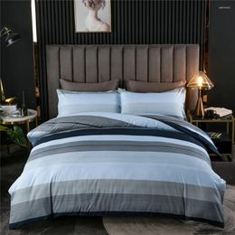 Bedding Sets Evich Brief Blue Stripes Home Textile Set Of 3Pcs Quilt Cover Pillowcase Single And Double King Size Current Homehold