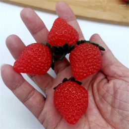 Party Decoration 10Pcs Artificial Strawberry Plastic Strawberries Pography Props For Display