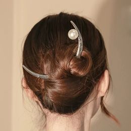 Chinese style upper string moon hairpin retro half moon winding hairpin children's ancient style Hanfu ball head pearl coiled hair head Jewellery