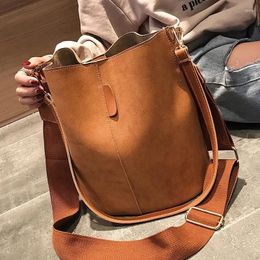 Shoulder Bags Brand Design Luxury Ladies Bucket PU Bag Single Large Capacity Messenger Broadband Female Solid Color Handbag