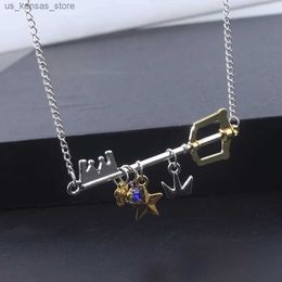 Pendant Necklaces Game Kingdom Hearts Sora Key Keyblade Necklaces Pendants Crown Star Key Blue Crystal Choker Necklace Women Men Fashion Jewelry240408