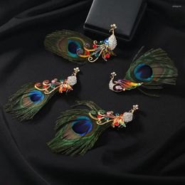 Brooches Trendy Elegant Peacock Feather Brooch Pin Women's High-end Crystal Corsage Shawl Buckle Banquet Suit Coat Accessories