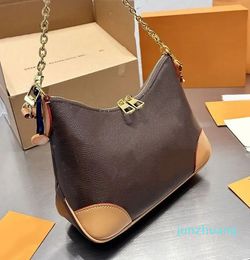 Designer Underarm Bag Leather Shoulder Women Vintage Handbag Fashion Crossbody Bag Half Moon Purse Chain Soho Tote Wallet