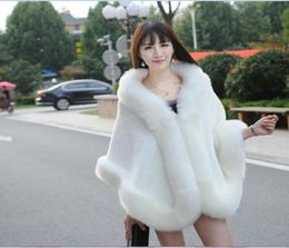 Winter Faux Fur Wedding Wraps 2018 Elegant Women Warm Wool Shawls White Black Bridal Shawls Special Occasion Capes Coats1341469