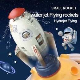 Baby Bath Toys Space Rocket Shower Toy Diy Sticker Sprinkler Children Spinning Flying Rocket Kids Outdoor Water Playing Toy Water Jet Toy Gift L48