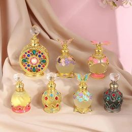 Dubai metal jewellery model perfume bottle dispensing empty bottles essential oil bottle glass bottle 12ML heart-shaped perfume 240326