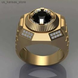 Cluster Rings Fashionable Mens Gold Round Mens Ring Luxury Black Stone Wedding Party Bridal Ring Jewelry240408