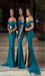 2021 Charming African Mermaid Bridesmaid Dresses Off Shoulder Side Split Sequined Beads Plus Size Country Garden Wedding Guest Gow1690219