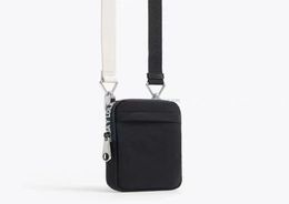 2021 purses women Messenger storage bags Cell Pocket Spanish handbag shoulder multipurpose mobile phone bag1835342