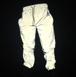 Drop shipper Outdoor Joggers men reflective pants men039s hip hop women dance dancing night light trousers shiny blink lon8820124