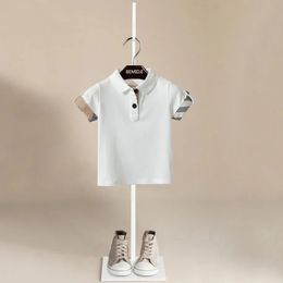 Design Summer Baby Boy Shirt Fashion Kids Short Sleeve T Shirt Striped Children Cotton Clothes 1-9 Years Boy Tops Drop 240326